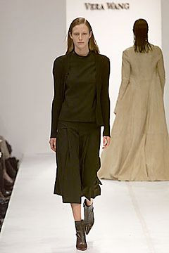 Vera Wang fashion show for Autumn/Winter 2000