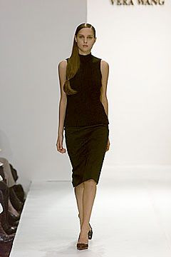 Vera Wang fashion show for Autumn/Winter 2000