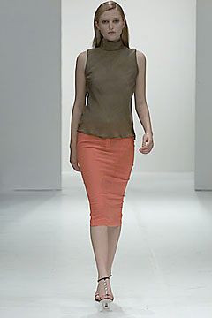 Vera Wang fashion show for Autumn/Winter 2000