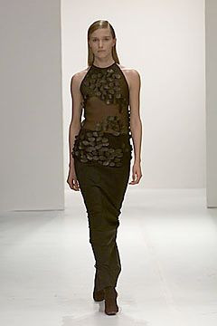 Vera Wang fashion show for Autumn/Winter 2000