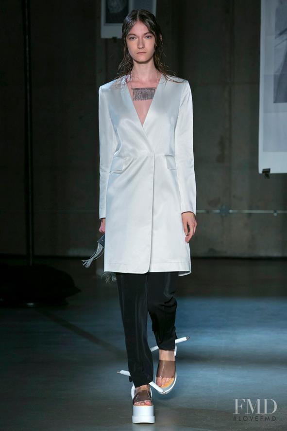 Kasia Jujeczka featured in  the MM6 Maison Martin Margiela fashion show for Spring/Summer 2015