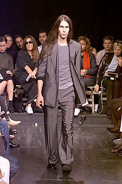 Ann Demeulemeester fashion show for Spring/Summer 2000
