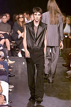 Ann Demeulemeester fashion show for Spring/Summer 2000