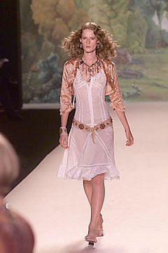 Anna Sui fashion show for Spring/Summer 2000