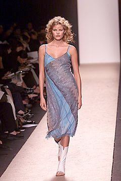 BCBG By Max Azria fashion show for Spring/Summer 2000