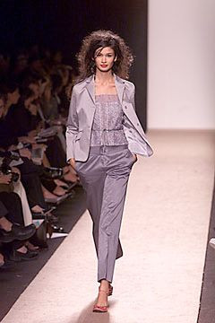 BCBG By Max Azria fashion show for Spring/Summer 2000