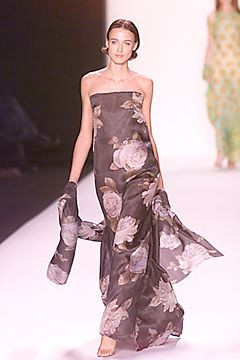 Bill Blass fashion show for Spring/Summer 2000