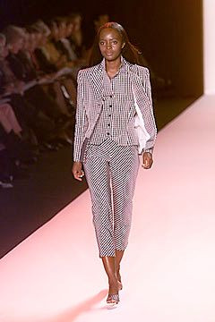 Bill Blass fashion show for Spring/Summer 2000