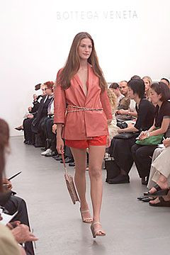 Bottega Veneta fashion show for Spring/Summer 2000