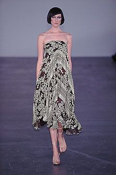 Clements Ribeiro fashion show for Spring/Summer 2000