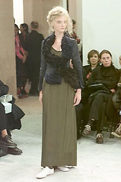 Comme Des Garcons fashion show for Spring/Summer 2000