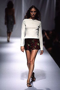 Elspeth Gibson fashion show for Spring/Summer 2000