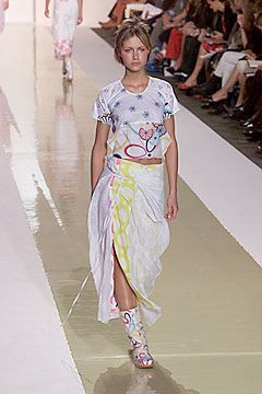 Marni fashion show for Spring/Summer 2000