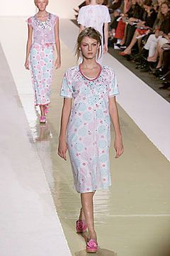 Marni fashion show for Spring/Summer 2000
