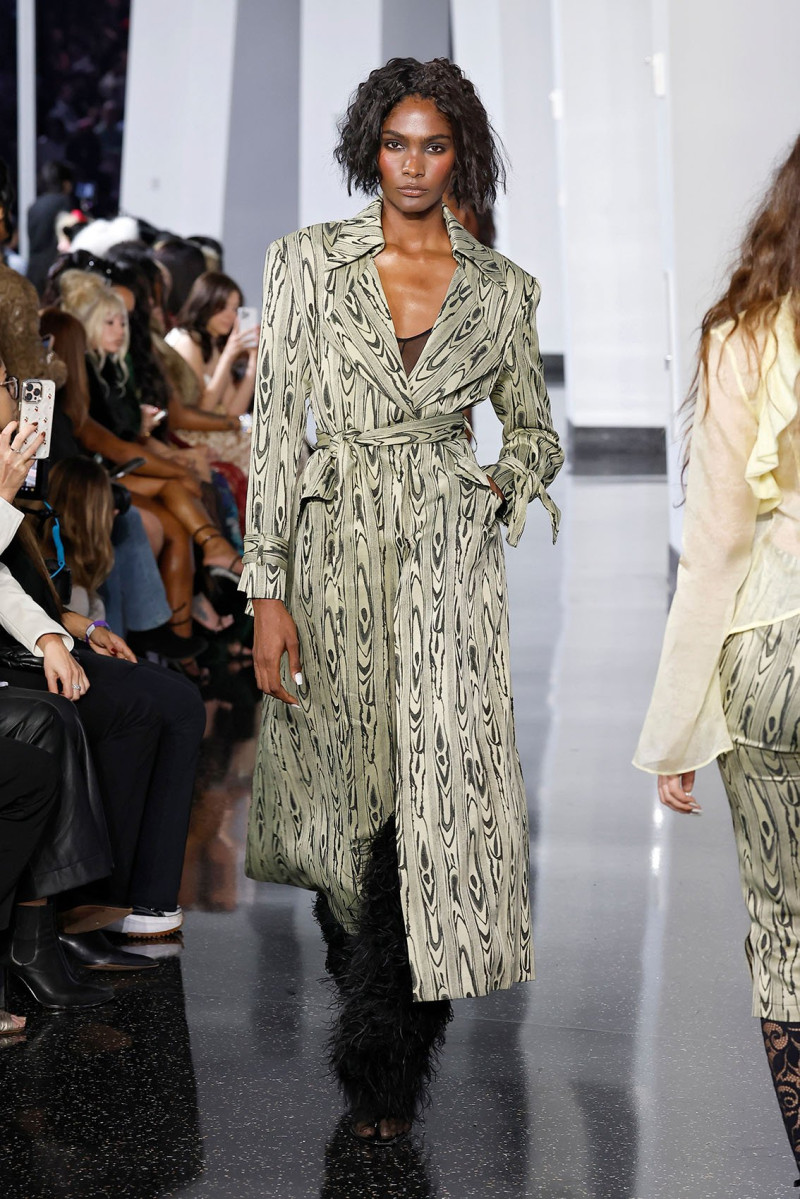 Elisa Peña featured in  the Kim Shui fashion show for Spring/Summer 2026