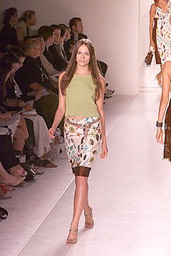 Nicole Miller fashion show for Spring/Summer 2000