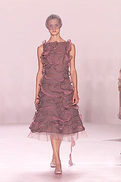 TSE fashion show for Spring/Summer 2000