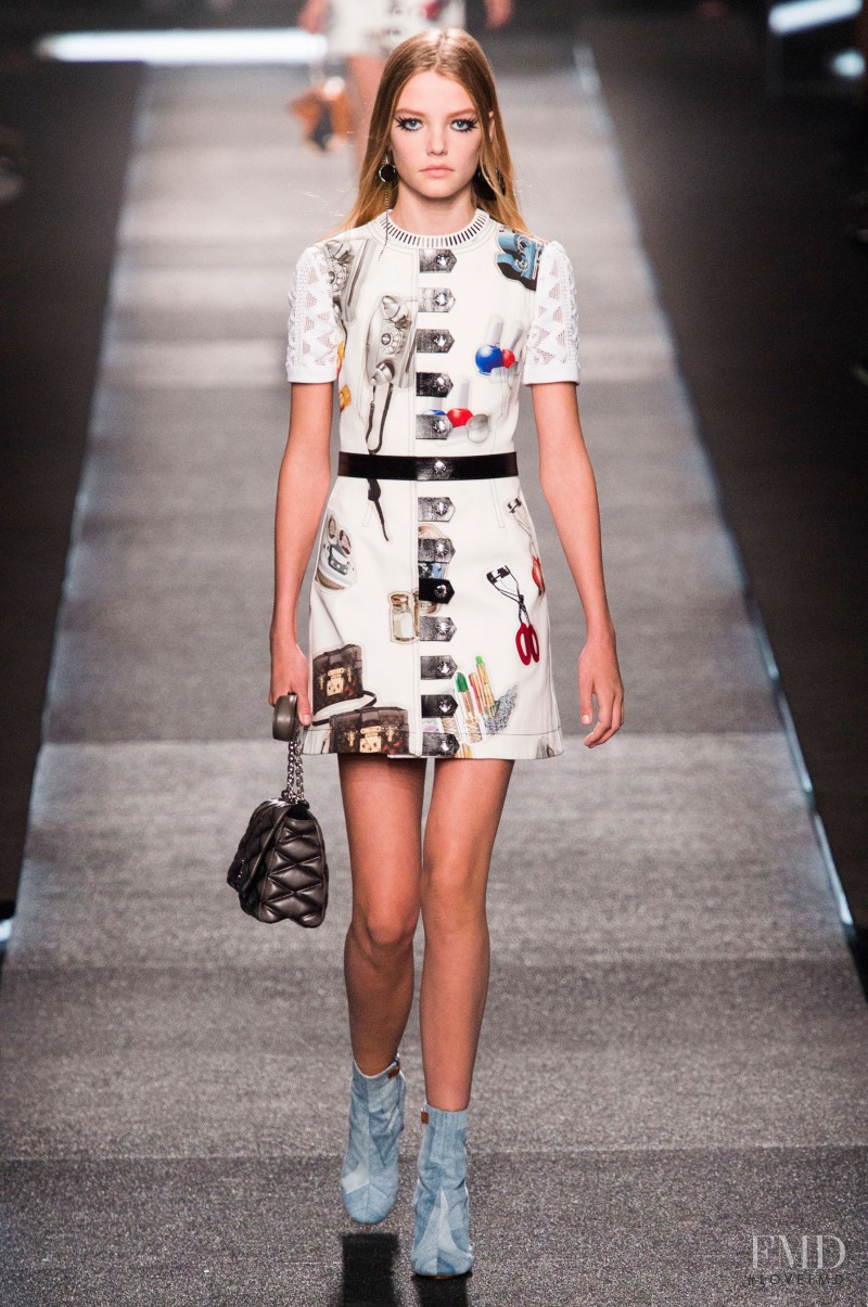 Roos Abels featured in  the Louis Vuitton fashion show for Spring/Summer 2015