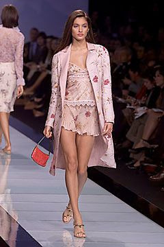 Valentino fashion show for Spring/Summer 2000