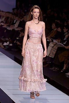 Valentino fashion show for Spring/Summer 2000