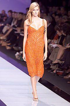 Valentino fashion show for Spring/Summer 2000