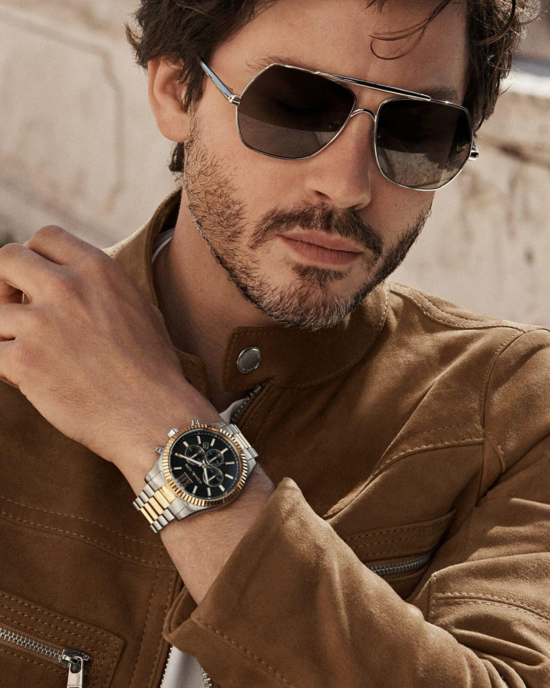 Suki Alice Waterhouse featured in  the Michael Kors Collection advertisement for Fall 2025