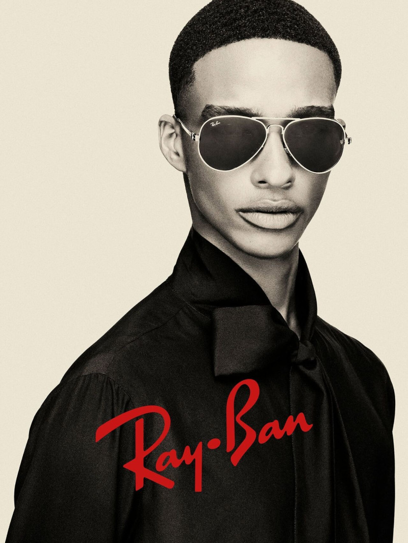 Ray-Ban advertisement for Autumn/Winter 2025