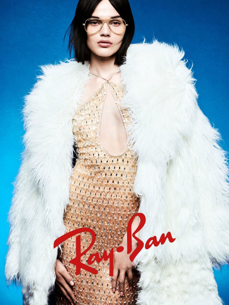Ray-Ban advertisement for Autumn/Winter 2025
