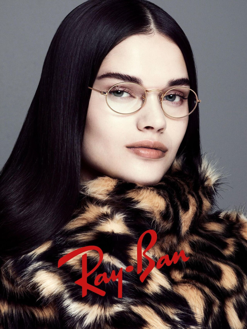 Ray-Ban advertisement for Autumn/Winter 2025