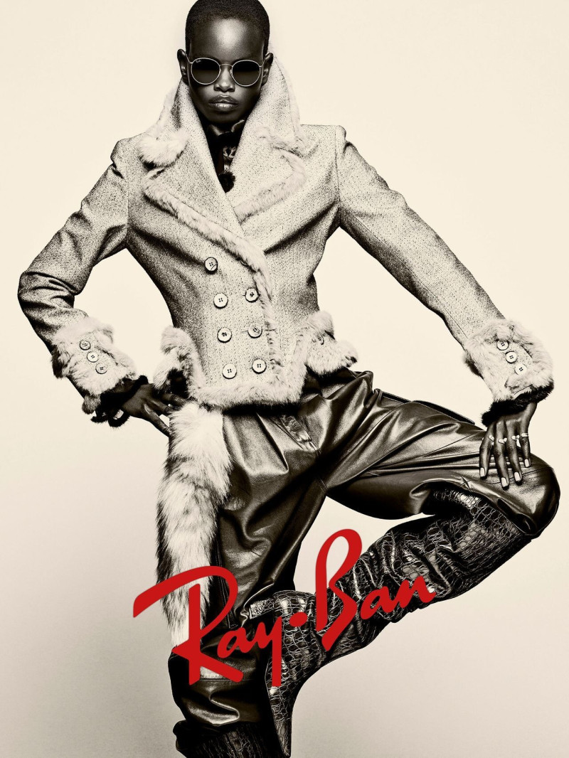 Ray-Ban advertisement for Autumn/Winter 2025