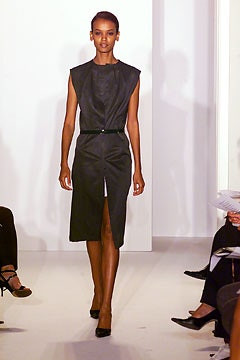 Narciso Rodriguez fashion show for Spring/Summer 2002