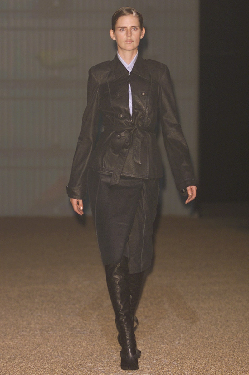 Olivier Theyskens fashion show for Spring/Summer 2002