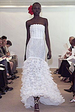 Oscar de la Renta fashion show for Spring/Summer 2002