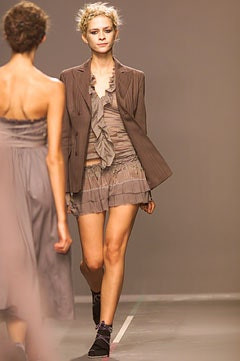Philosophy di Lorenzo Serafini fashion show for Spring/Summer 2002