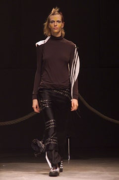 Yohji Yamamoto fashion show for Spring/Summer 2002