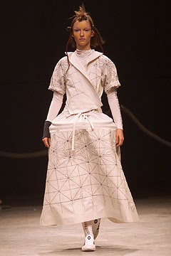 Yohji Yamamoto fashion show for Spring/Summer 2002