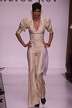 Alice Roi fashion show for Autumn/Winter 2001