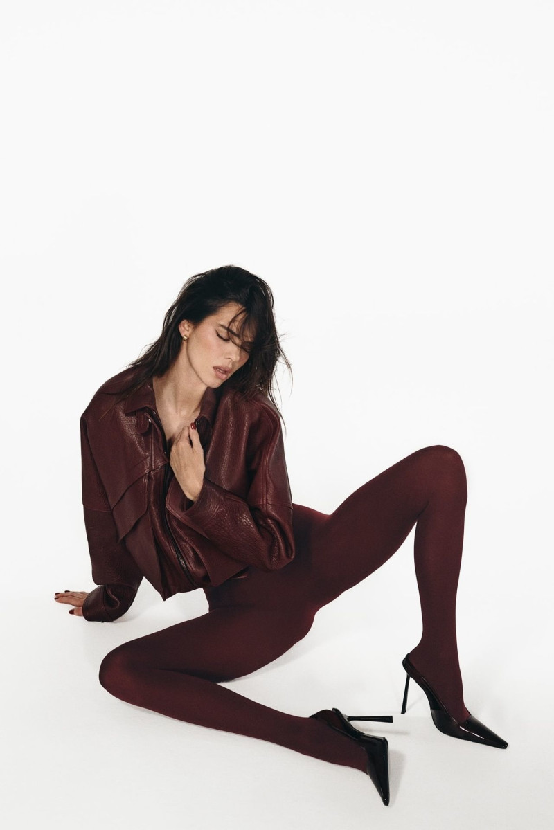 Calzedonia advertisement for Autumn/Winter 2024