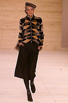 Clements Ribeiro fashion show for Autumn/Winter 2001