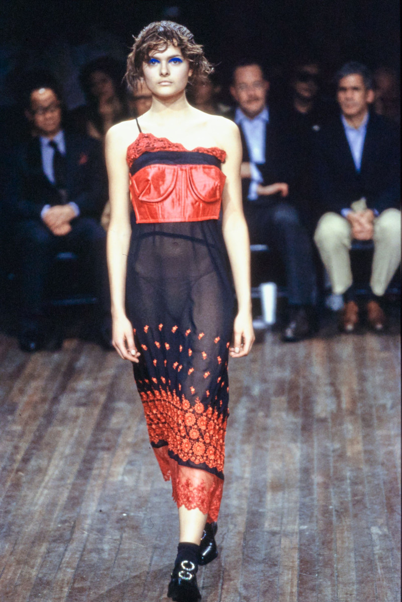 Comme Des Garcons fashion show for Autumn/Winter 2001