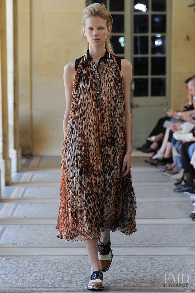Lina Berg featured in  the Bouchra Jarrar fashion show for Autumn/Winter 2014