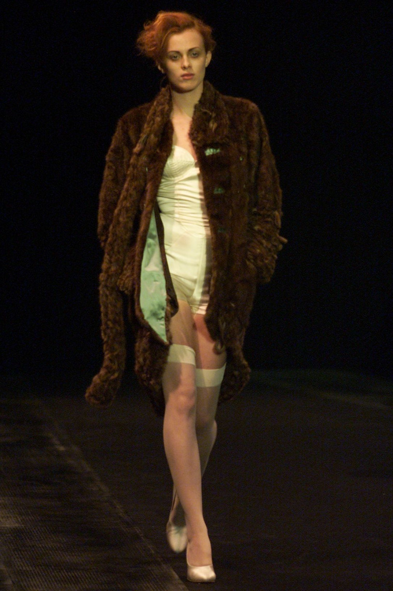 Olivier Theyskens fashion show for Autumn/Winter 2001
