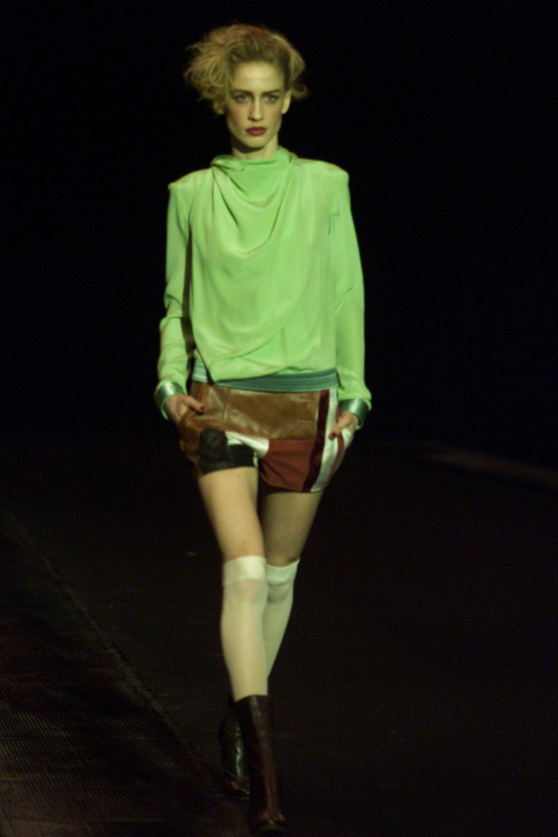 Olivier Theyskens fashion show for Autumn/Winter 2001