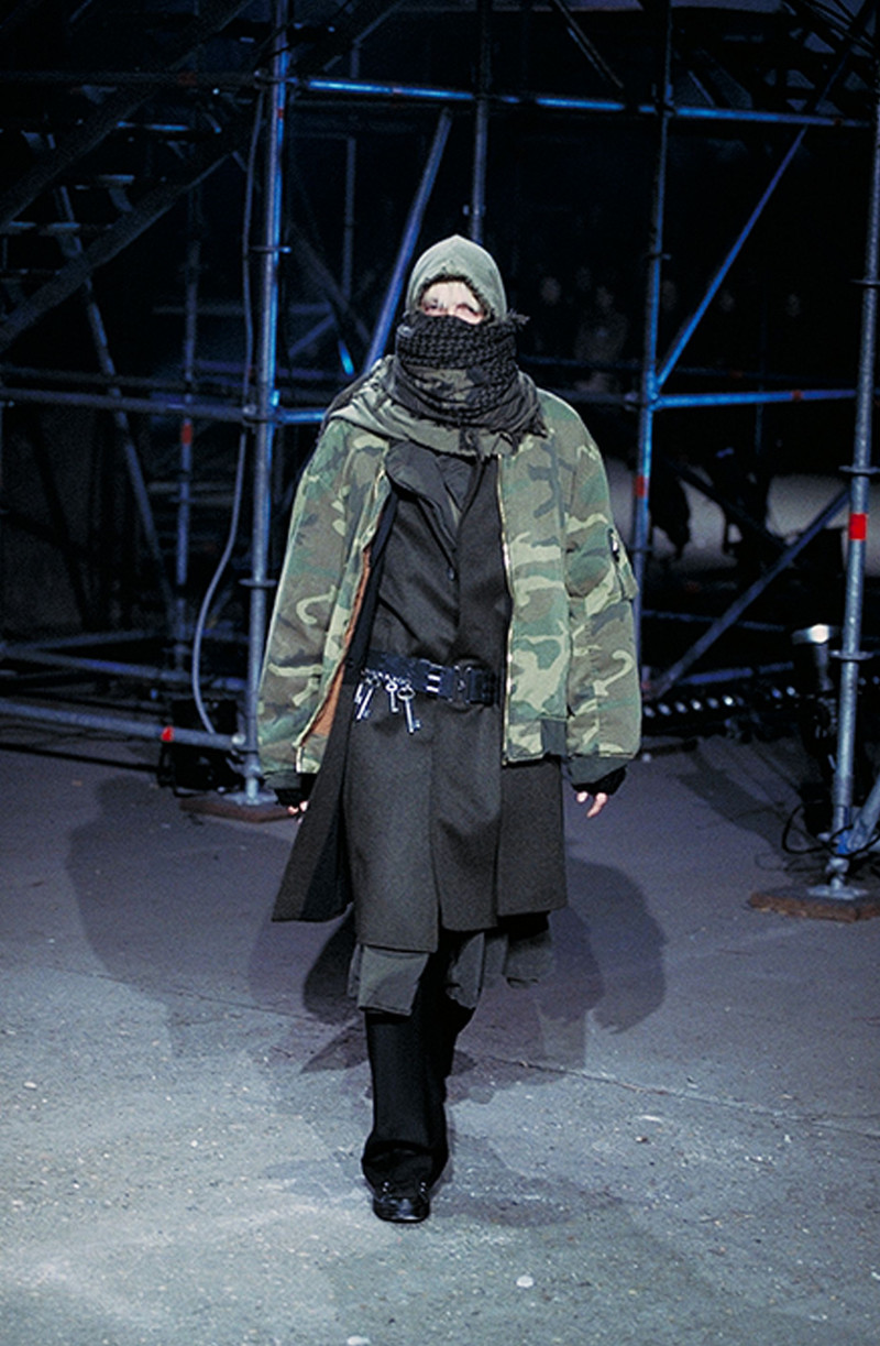 Raf Simons fashion show for Autumn/Winter 2001