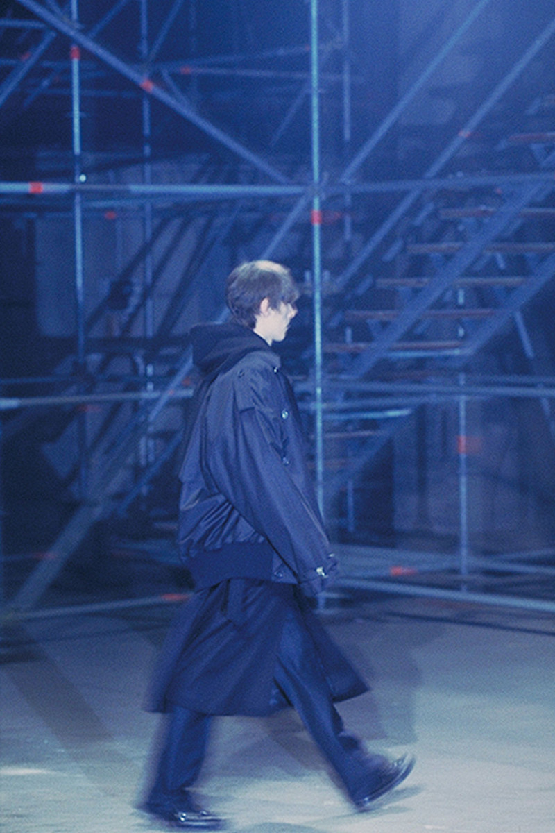 Raf Simons fashion show for Autumn/Winter 2001