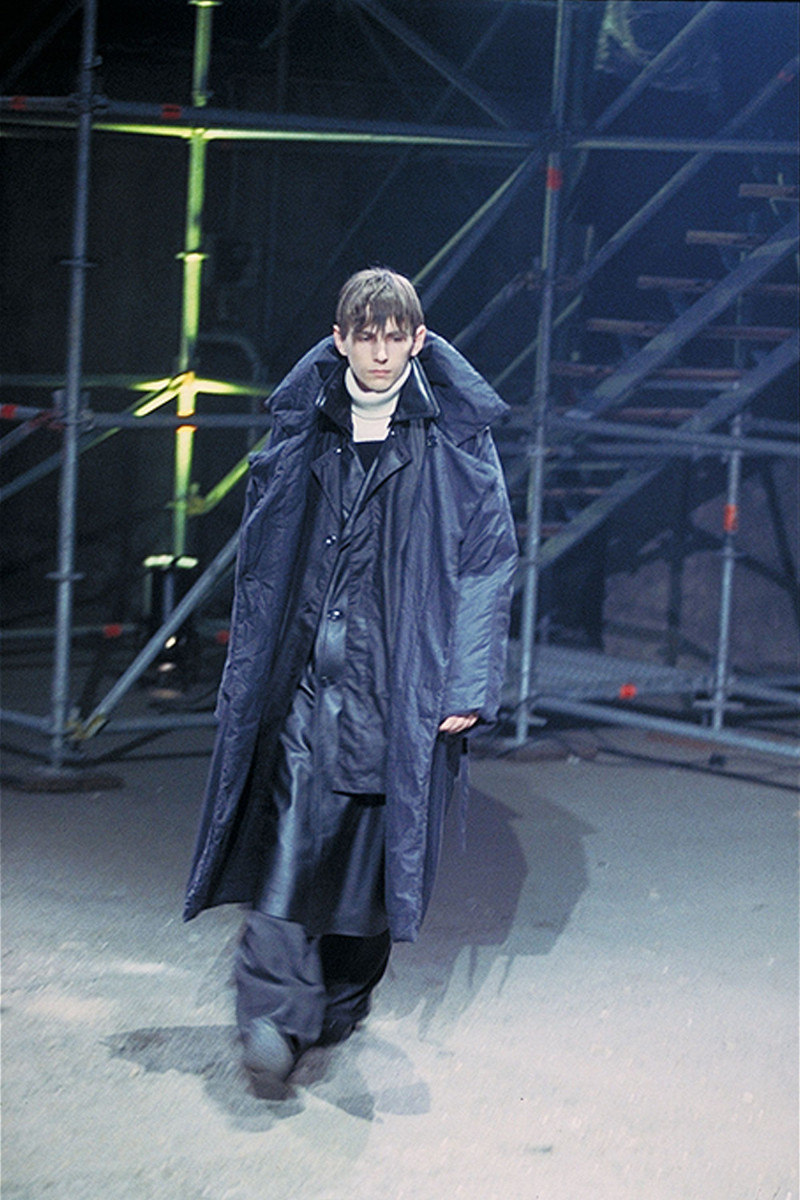 Raf Simons fashion show for Autumn/Winter 2001