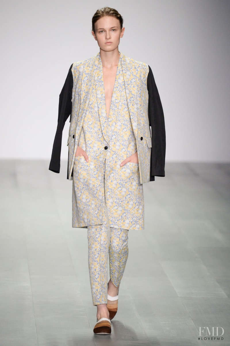 Eudon Choi fashion show for Spring/Summer 2015
