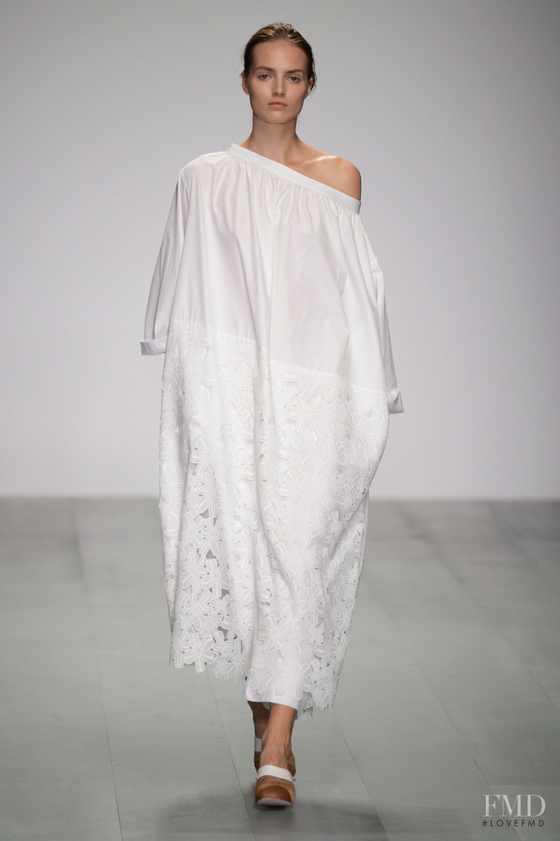 Eudon Choi fashion show for Spring/Summer 2015