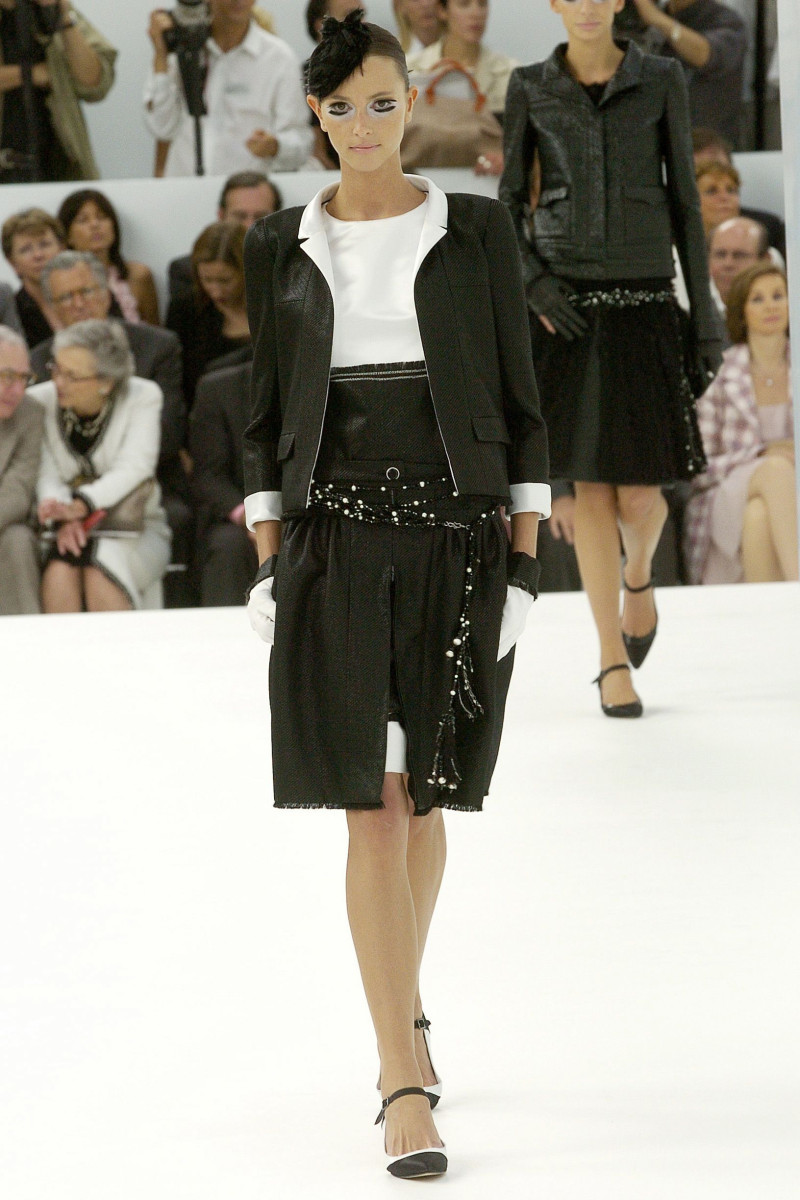 Chanel Haute Couture fashion show for Autumn/Winter 2004