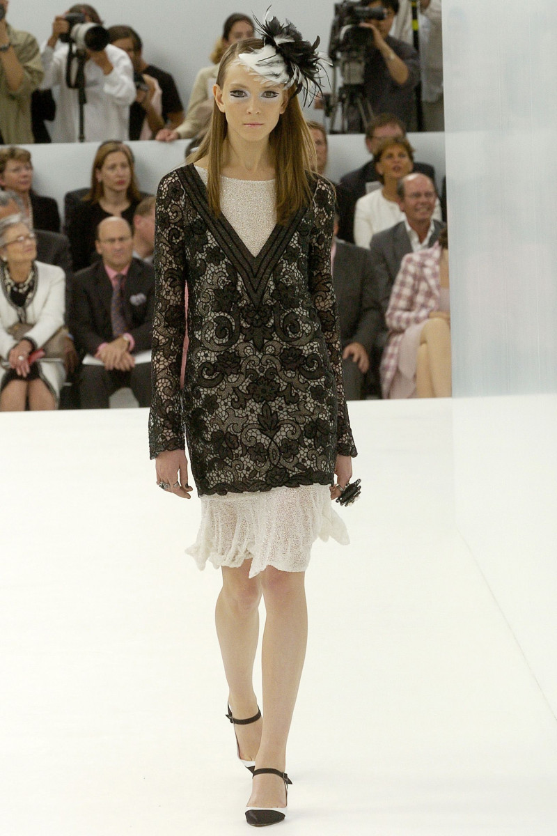 Chanel Haute Couture fashion show for Autumn/Winter 2004